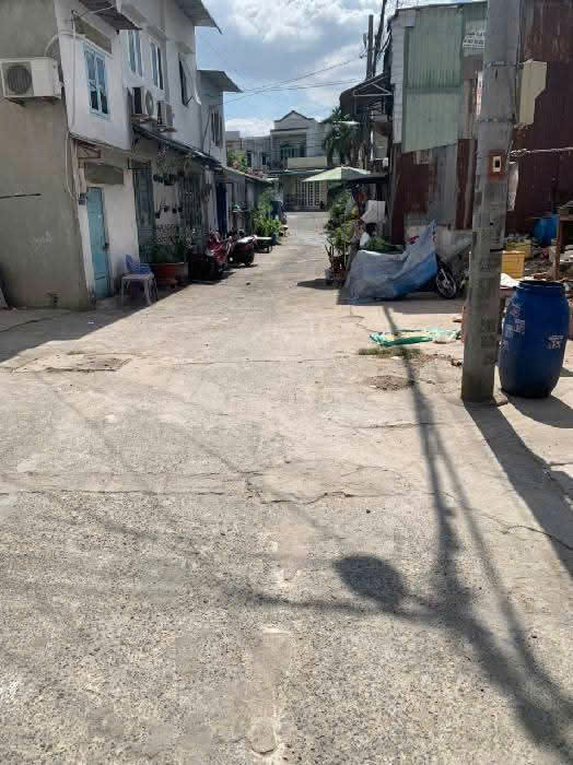 BÁN ĐẤT GIÁ: 4.3 TỶ - XÂY  DỰNG TỰ DO