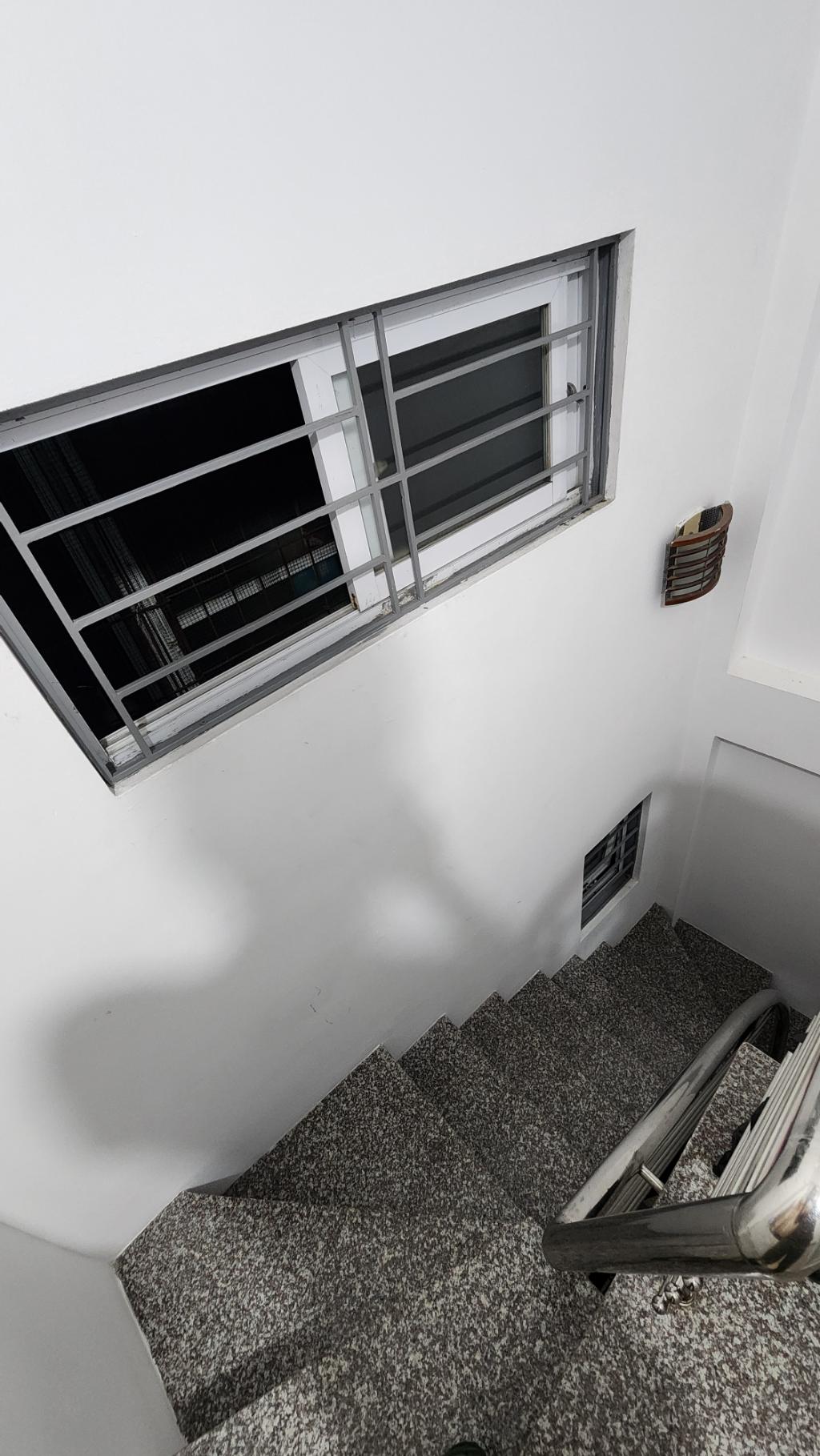 * Bán nhà Thịnh Hào - 5 Tầng - 17m2 - 3,15 Tỷ *
