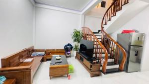 Phú Diễn 35m2, 3.5 tỷ, ngõ ô tô, full nội thất