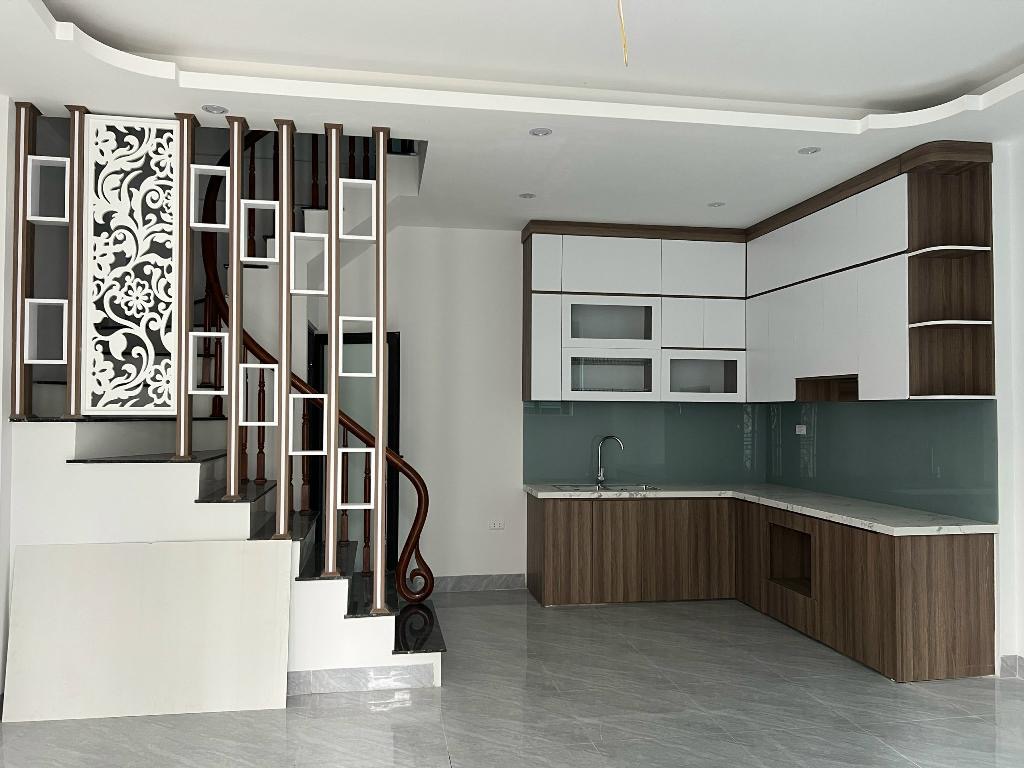 Nhà Mặt Ngõ 5tầng  Thông Ô TÔ Cần Bán Thượng Cát GIÁ CHỈ HƠN 5,3x tỷ