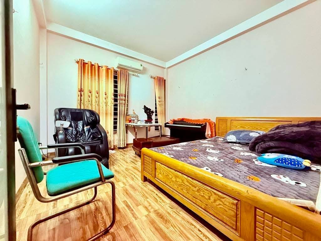 Bán gấp nhà Đại Từ - Hoàng Mai 41m2 *4 tầng - lô góc - view hồ, công viên