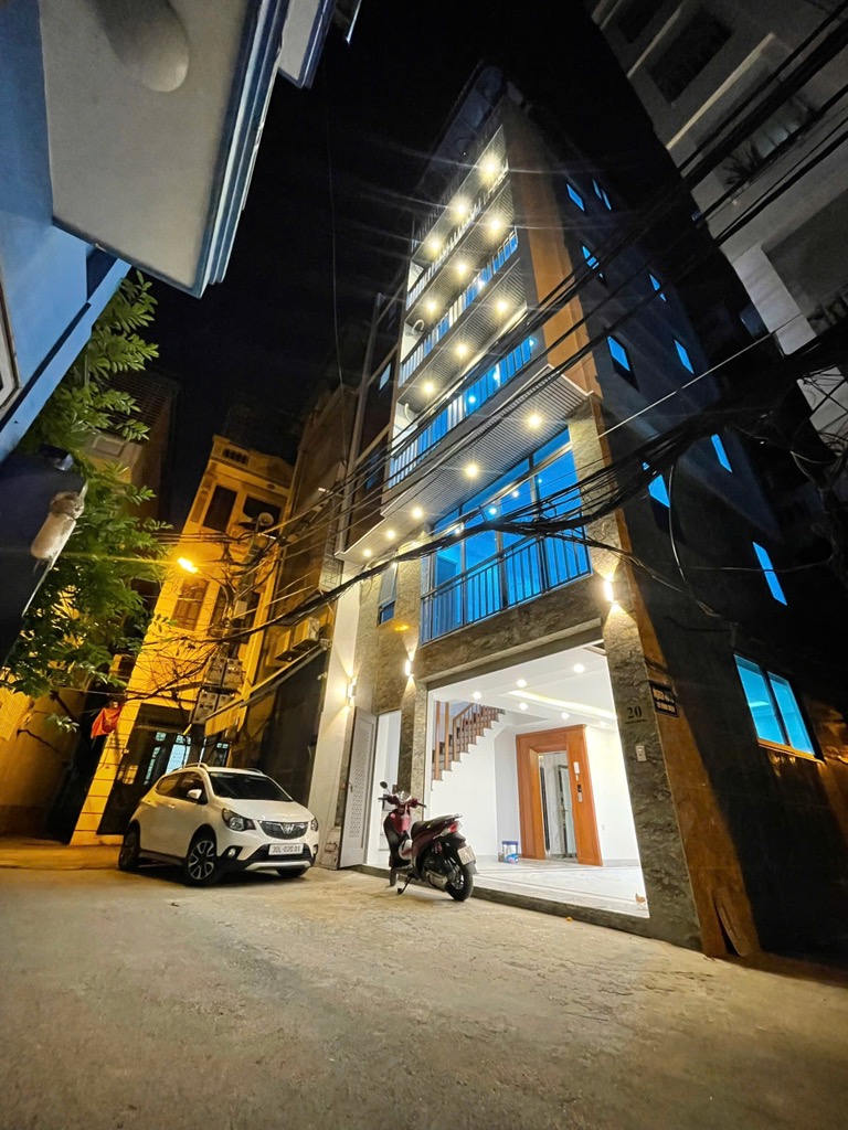 Bán nhà Bằng Liệt - Linh Đàm,bề thế đẳng cấp, thang máy + gara, 52m2, mt 6.2m, kinh doanh