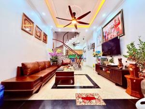 Bán gấp nhà Đại Từ - Hoàng Mai 41m2 *4 tầng - lô góc - view hồ, công viên