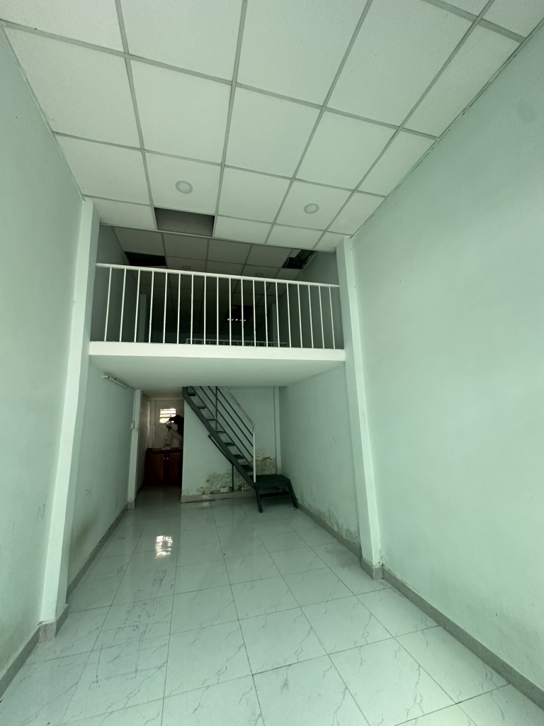 CHỈ 2.880 TỶ LÀ CÓ NHÀ Q12.SHR.33M.HẺM 3M.2PN.2WC.TRUNG MỸ TÂY.Q12