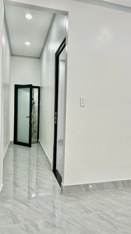 CHỦ BÁN NHÀ 52M .HẺM XE HƠI THÔNG.SHR.GIÁ 3.75 TỶ .BÀ ĐIỂM.HỐC MÔN.