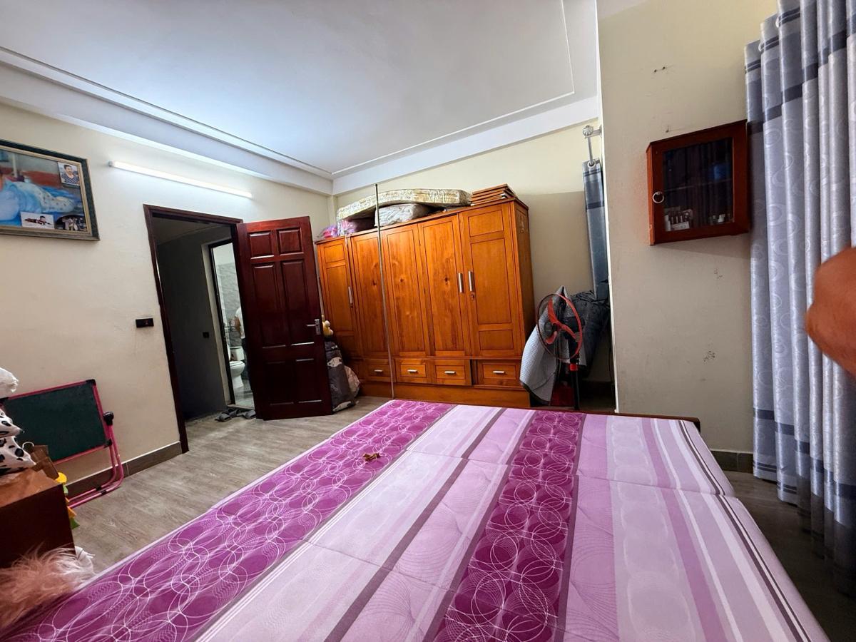 Chính chủ bán nhà lô góc, ngõ nông- ở La Nội