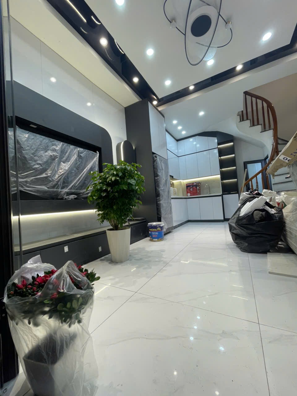 BÁN NHÀ VĂN HƯƠNG ĐỐNG ĐA 3 MẶT THOÁNG