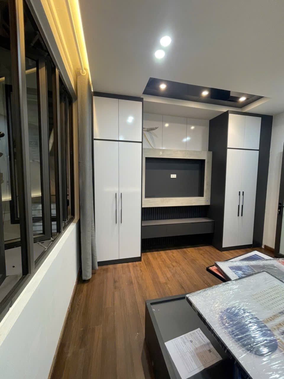 BÁN NHÀ VĂN HƯƠNG ĐỐNG ĐA 3 MẶT THOÁNG