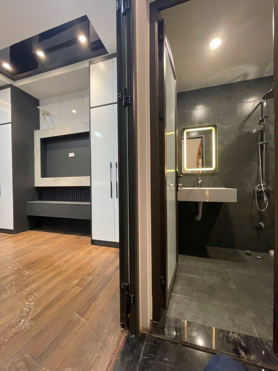 BÁN NHÀ VĂN HƯƠNG ĐỐNG ĐA 3 MẶT THOÁNG