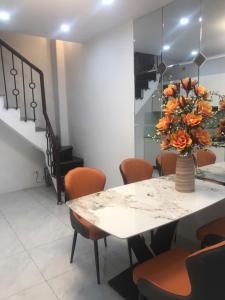 BÁN NHÀ KHÂM THIÊN 2 MẶT THOÁNG LÔ GÓC