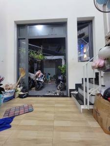 Nhà Chính Chủ Bán – Gần Chợ, Gần Kênh – Diện Tích Khủng – Hẻm 7m
