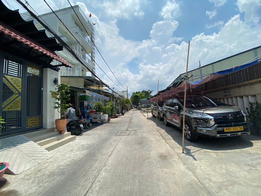 ĐẤT KHU CAO TẦNG-NGANG 5×24-HẺM 5M THẲNG BĂNG NHƯ DÂY ĐÀN-CHỈ 5TỶ CHẲN