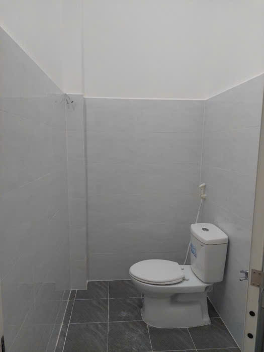 NHÀ ĐẸP HẺM PHÚ THỌ HOÀ CÁCH MẶT TIỀN CHỈ 20M - NGAY KHU CHỢ VẢI - giá chỉ 5.x tỷ