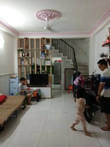 NHÀ NGON GIÁ HỜI HẺM XE HƠI QUẬN TÂN PHÚ - 41M2 - 3 TẦNG - 4PN - KẾ BIG C TRƯỜNG CHINH