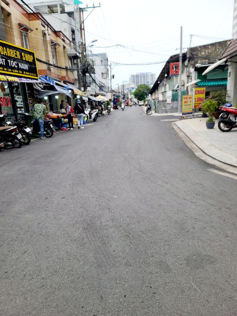 BÁN NHÀ DIỆN TÍCH KHỦNG BÌNH TÂN