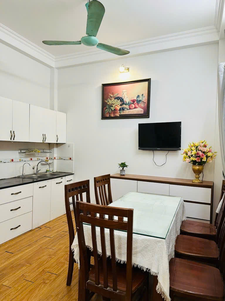 Tìm chủ mới - Tư Đình - Ô tô tải - Ngõ thông - Kinh doanh - 40m2 4 ngủ - chỉ 6.7 t.ỷ