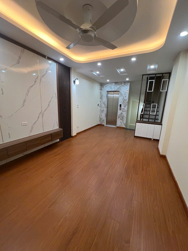 Thạch Bàn - Ô tô đỗ cửa - 36m chỉ 5.4 tỷ