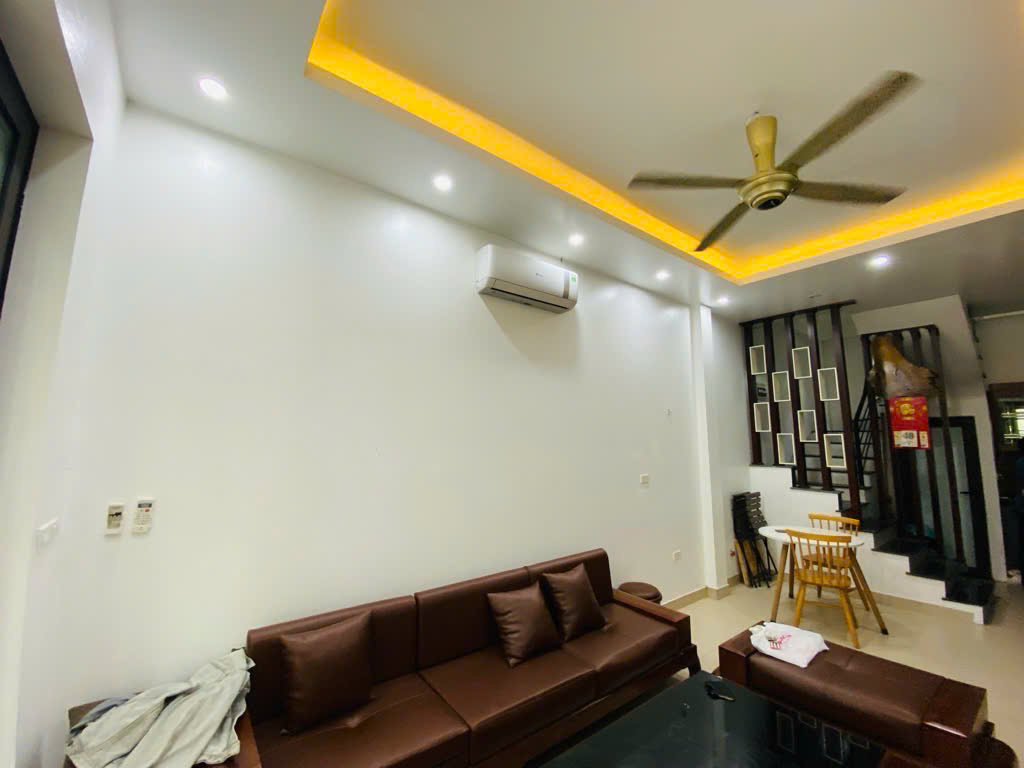 Thạch Bàn - Ô tô đỗ cửa - 36m chỉ 5.4 tỷ