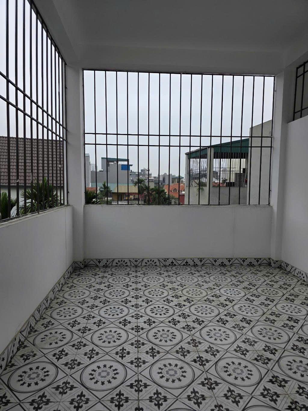 Thạch Bàn - Ô tô đỗ cửa - 36m chỉ 5.4 tỷ
