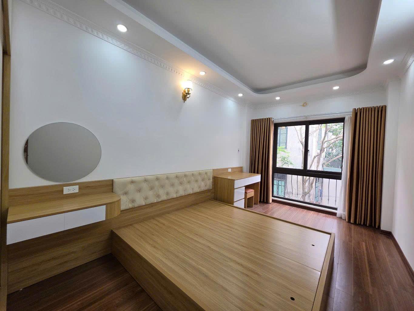 Thạch Bàn - Ô tô đỗ cửa - 36m chỉ 5.4 tỷ