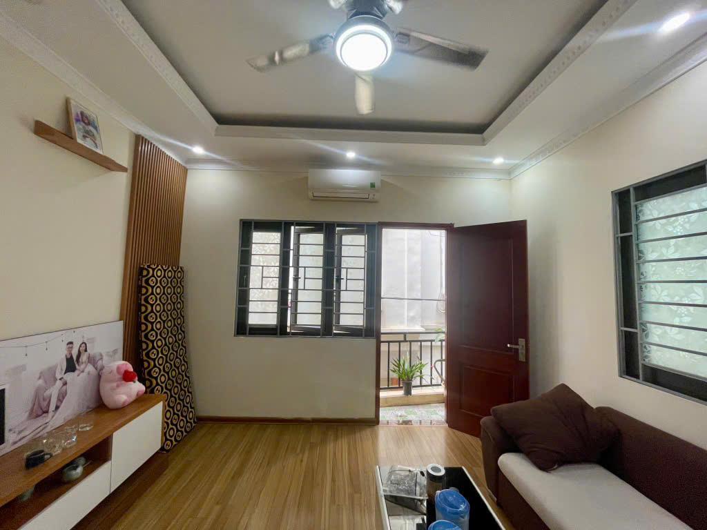 Thạch Bàn - Ô tô đỗ cửa - 36m chỉ 5.4 tỷ
