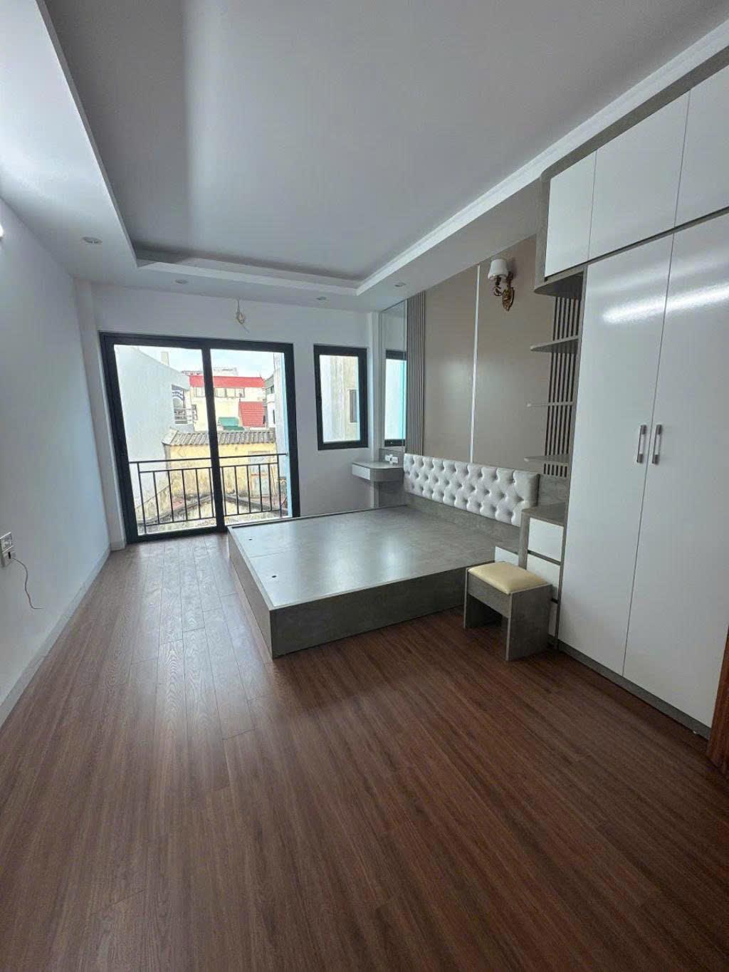Thạch Bàn - Ô tô đỗ cửa - 36m chỉ 5.4 tỷ