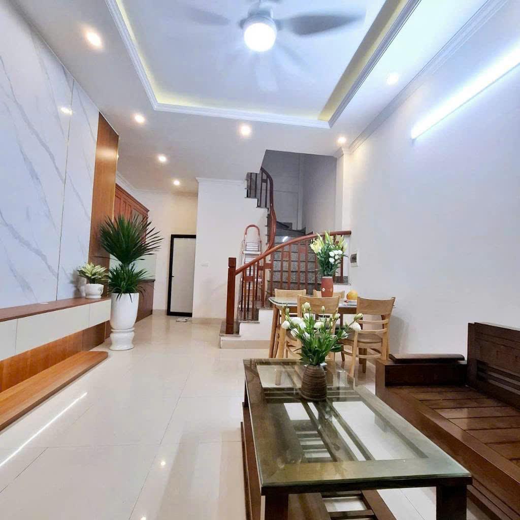 Thạch Bàn - Ô tô đỗ cửa - 36m chỉ 5.4 tỷ