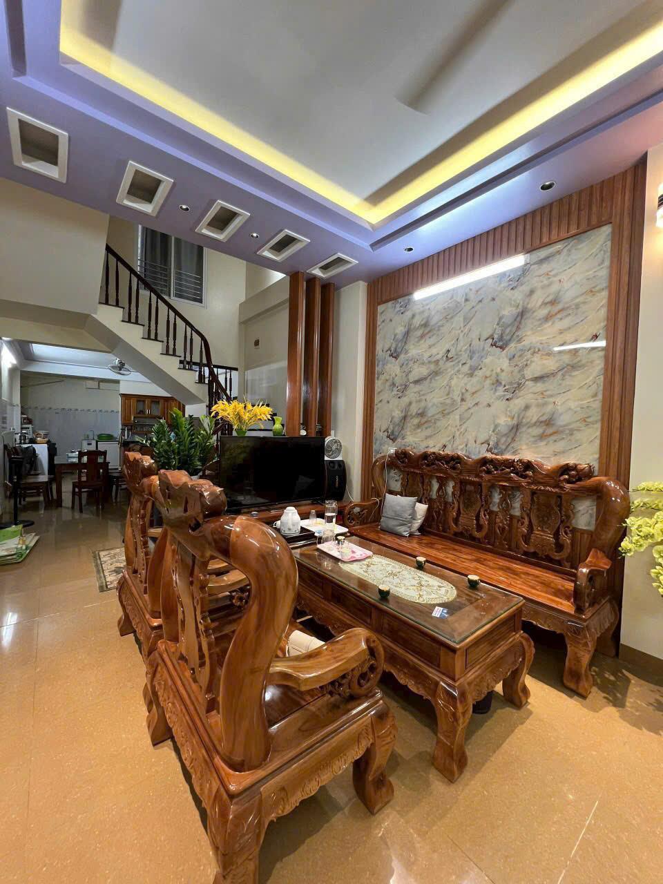 Thạch Bàn - Ô tô đỗ cửa - 36m chỉ 5.4 tỷ
