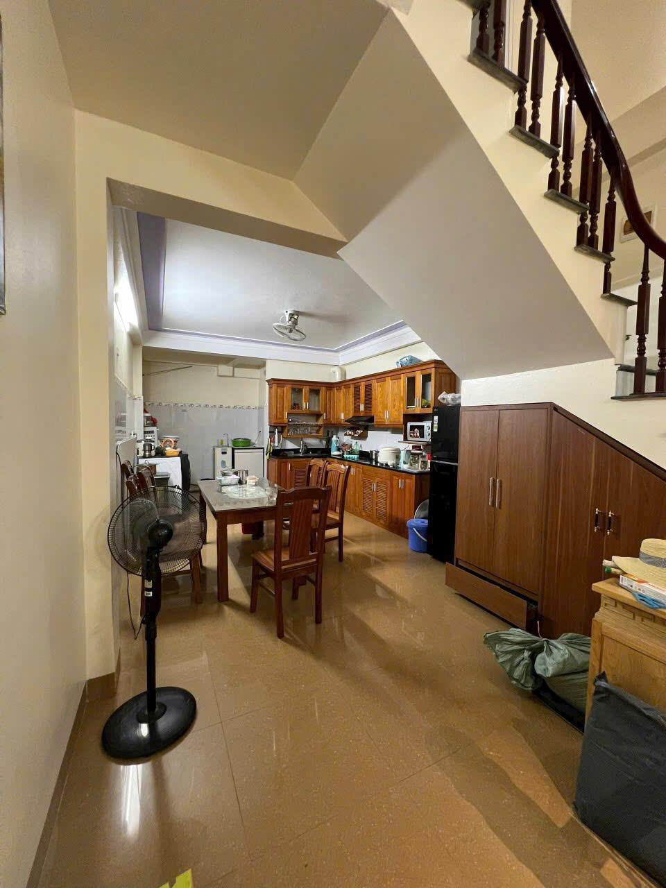 Thạch Bàn - Ô tô đỗ cửa - 36m chỉ 5.4 tỷ