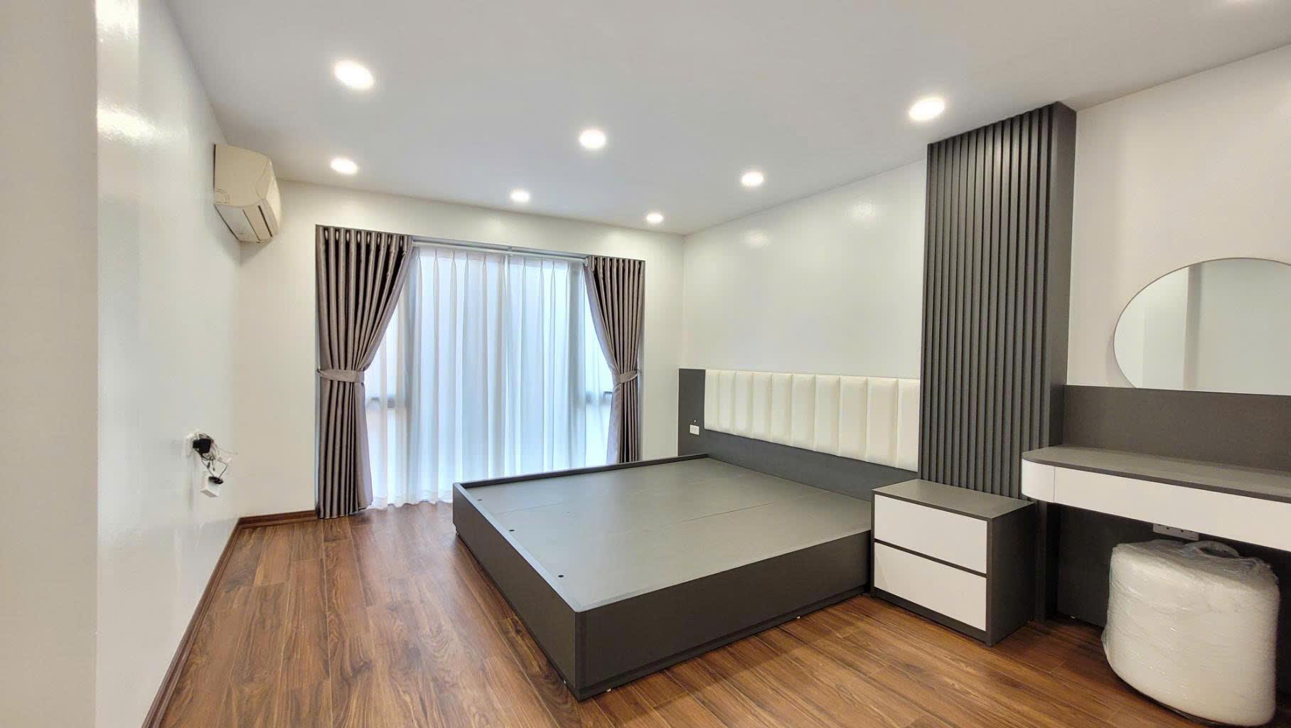 Thạch Bàn - Ô tô đỗ cửa - 36m chỉ 5.4 tỷ