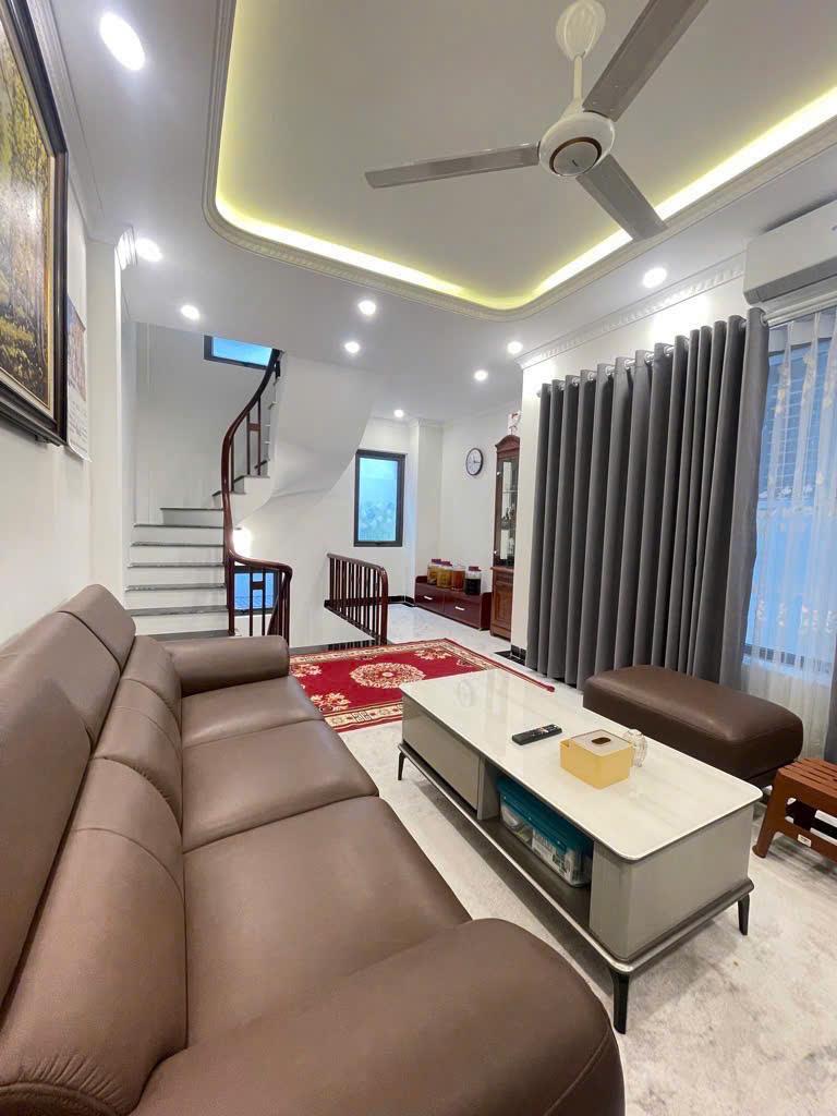 Thạch Bàn - Ô tô đỗ cửa - 36m chỉ 5.4 tỷ