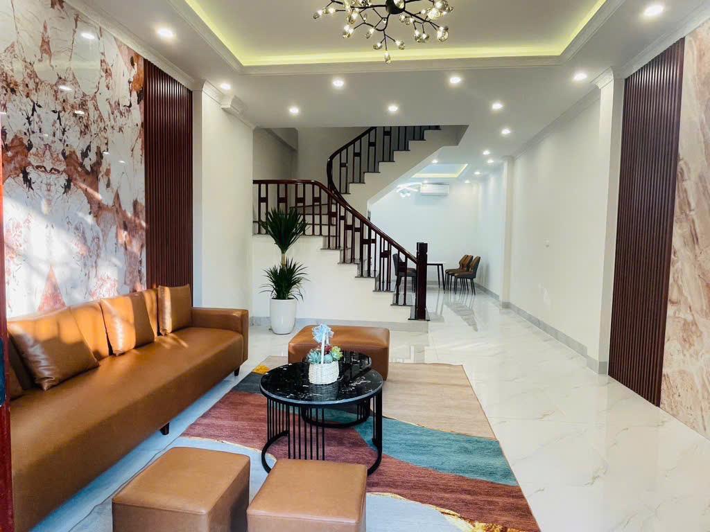 Thạch Bàn - Ô tô đỗ cửa - 36m chỉ 5.4 tỷ