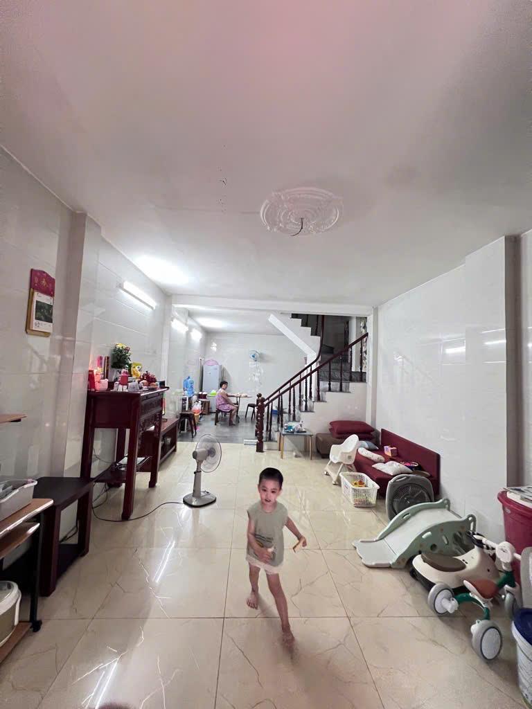 Thạch Bàn - Ô tô đỗ cửa - 36m chỉ 5.4 tỷ