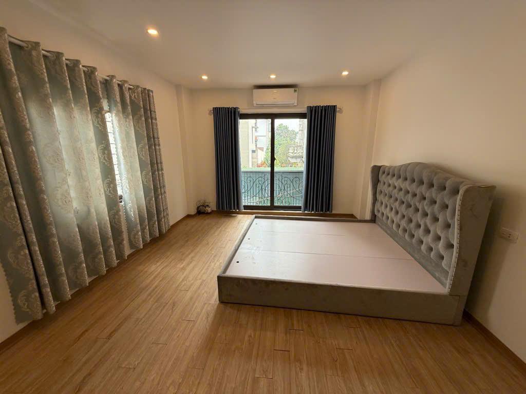 Thạch Bàn - Lô góc - Thoáng sáng - 39m chỉ 5,7 tỷ