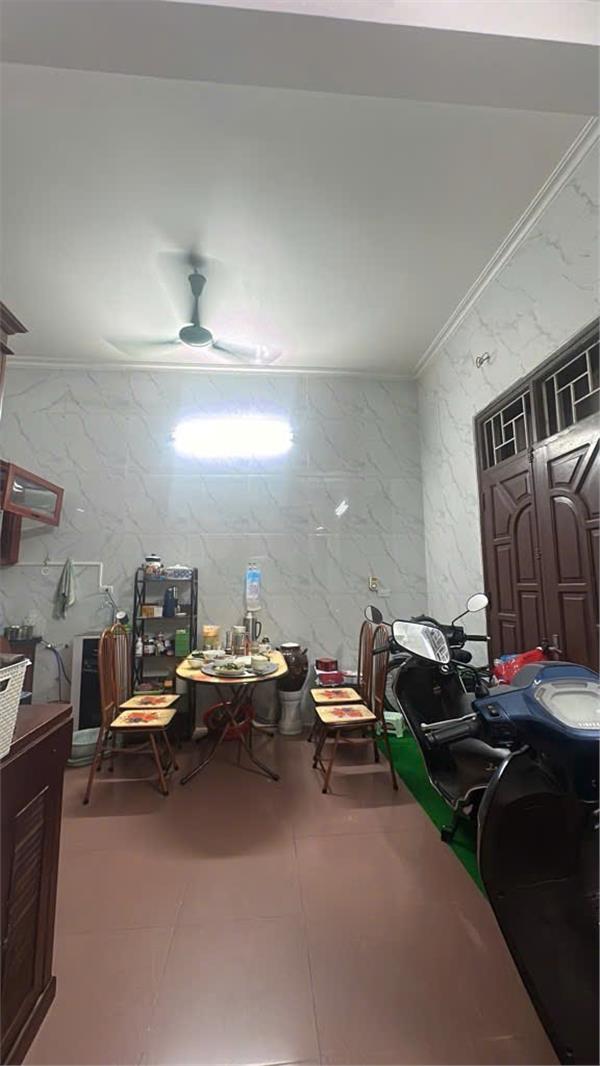 Sài Đồng - Dân xây - View hồ - 47m chỉ 6.6 tỷ