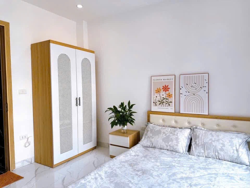Bán toà CHDV Nguyễn Trãi, Thanh Xuân, nhà đẹp dòng tiền cao: 55m2, 6 tầng, MT 6.2m, 10P KK