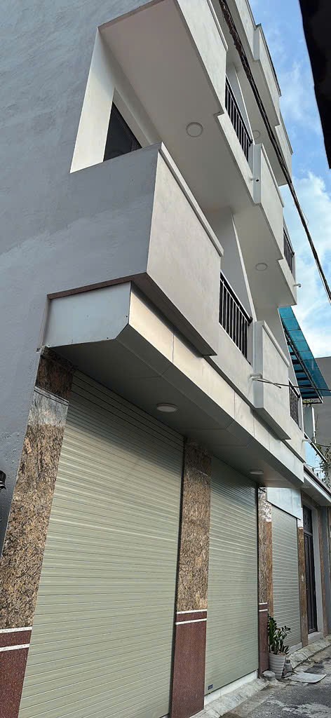 Nhà 3 tầng xuân nộn