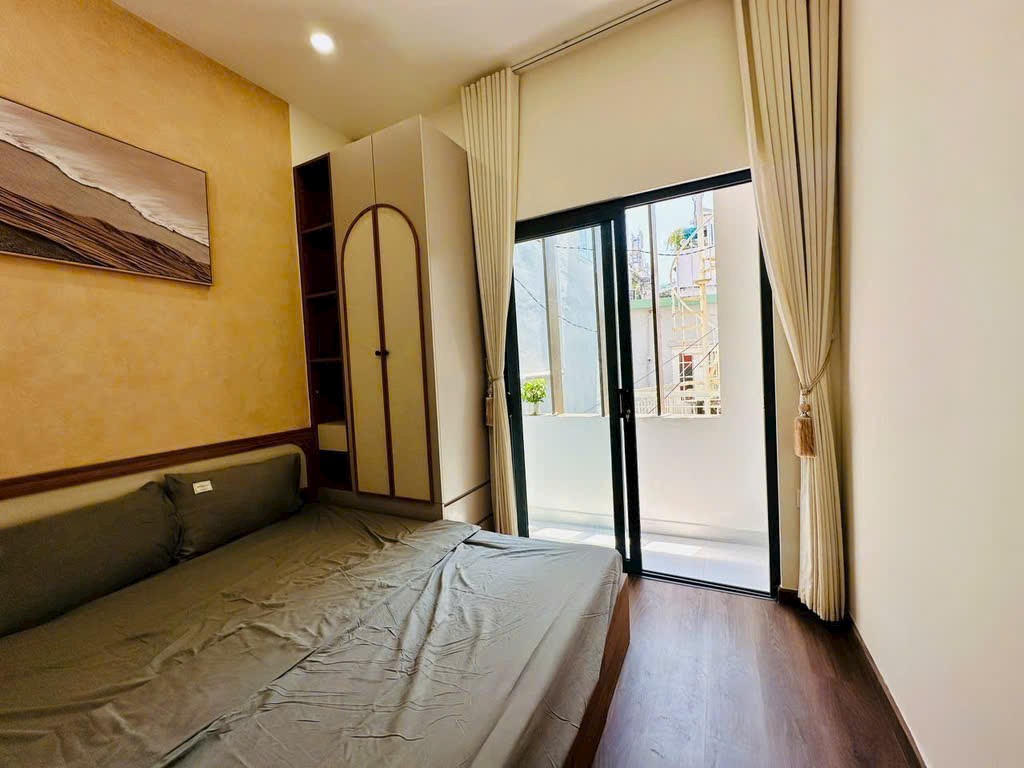Bán Nhà Mới Xây Tại P.1, Q.Phú Nhuận