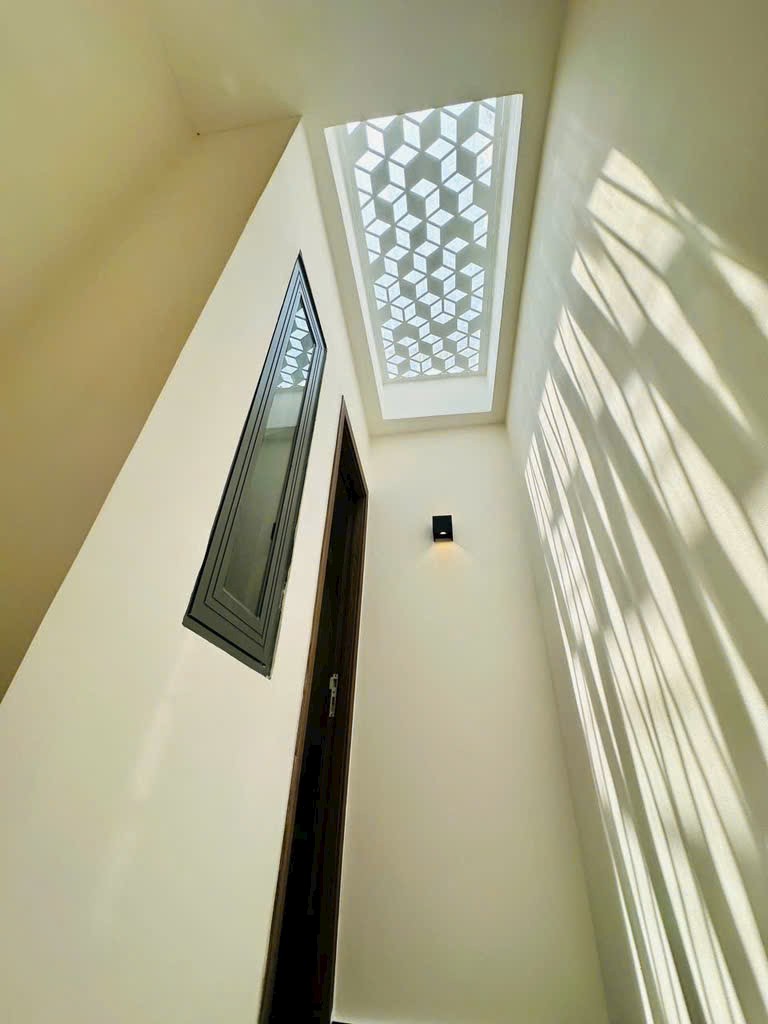 Bán Nhà Mới Xây Tại P.1, Q.Phú Nhuận