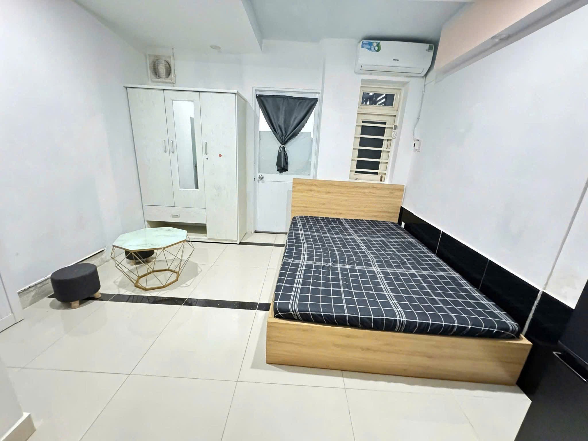 Bán Nhà Khu Sầm Uất Quận Bình Thạnh
