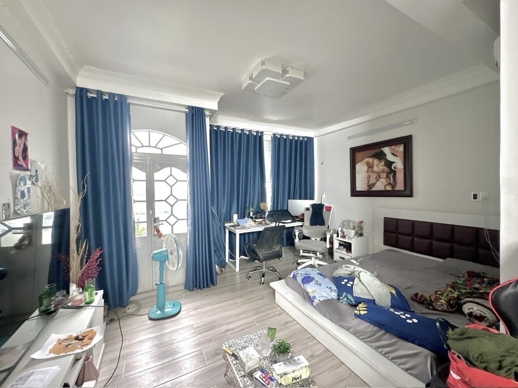 Bán Nhà Nhiều Tiện Ích Quận Phú Nhuận