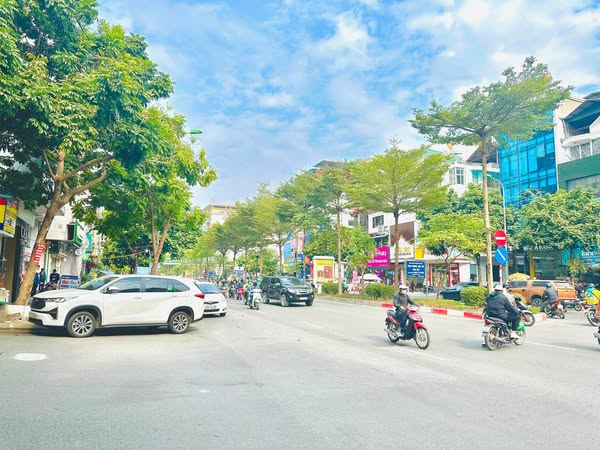 BÁN NHÀ ĐẸP-FULL NỘI THẤT