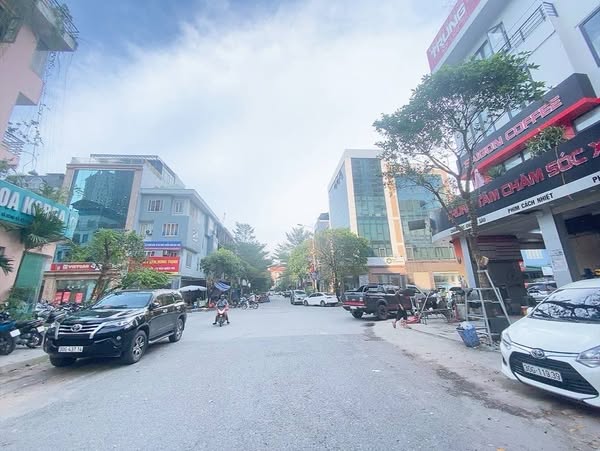 BÁN NHÀ ĐẸP-FULL NỘI THẤT