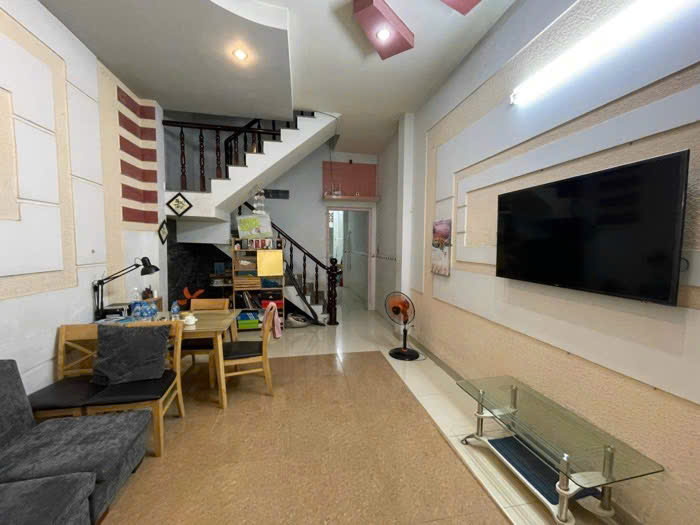 CHỦ ĐI ĐỊNH CƯ CẦN BÁN NHÀ ĐẸP, 65M2 – P. TÂN TẠO, Q. BÌNH TÂN - 2 LẦU DỌN VÀO Ở LIỀN - HẺM Ô TÔ ĐỖ CỬA - GIÁ 5 TỶ.