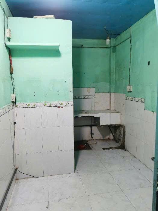 BÁN NHÀ GIÁ SỐC, P. BÌNH TRỊ ĐÔNG, Q. BÌNH TÂN. 1 TRỆT 1 LẦU. GIÁ SỐC CHƯA TỚI 1 TỶ