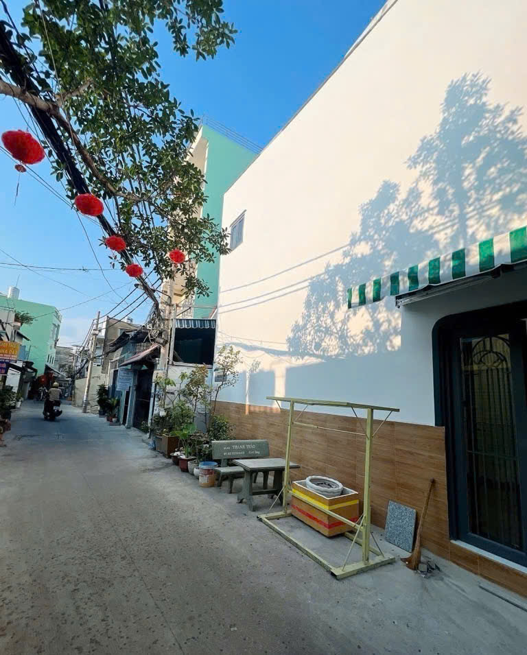 MẶT TIỀN ĐƯỜNG 2D THÔNG VÕ VĂN KIỆT, P. AN LẠC, Q. BÌNH TÂN - 35M2 2 TẦNG BTKT - GIẢM 300 TRIỆU NHỈNH 4 TỶ XÍU.