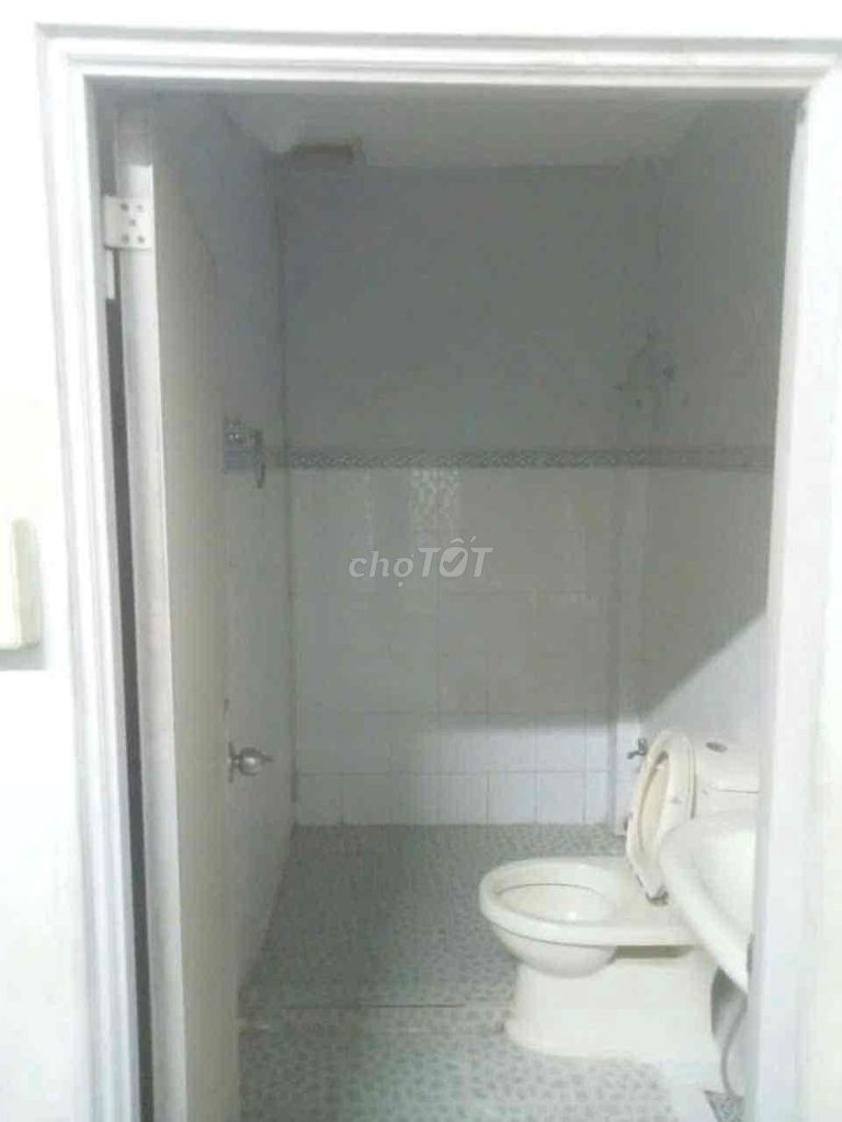 CẦN BÁN NHÀ GẦN BẾN XE MIỀN TÂY, P. AN LẠC A, Q. BÌNH TÂN. 40M2, 2 TẦNG, HXH OTO NGAY CỬA. GIÁ CHÀO 4.X TỶ
