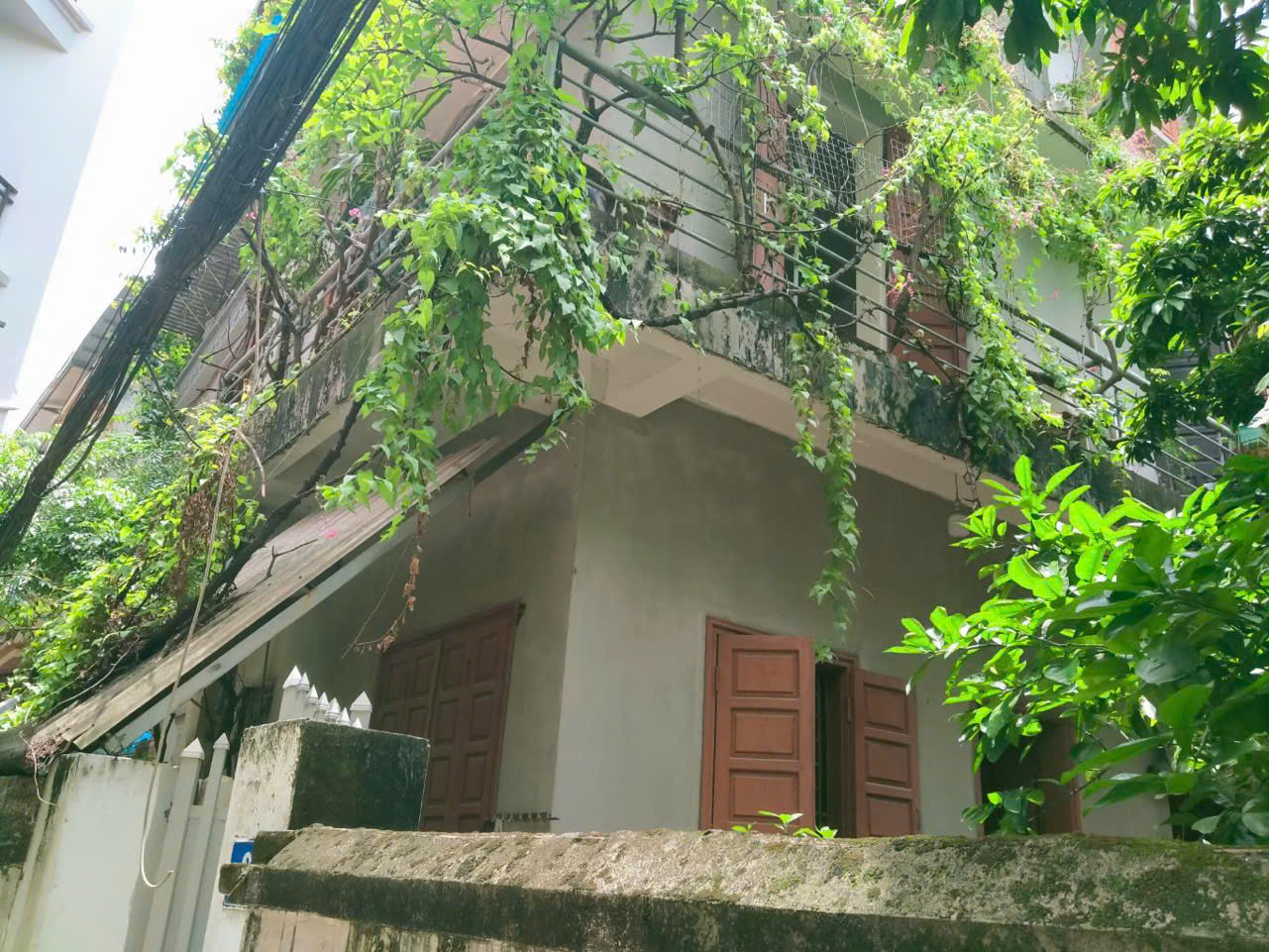Bán nhà có Sân vườn phố Ngọc Trục 70m, mt7.5 giá 11.5tỷ.