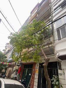TRUNG TÂM CẦU GIẤY - GARA OTO Kinh doanh 6 tầng thang máy thiết kế hiện đại