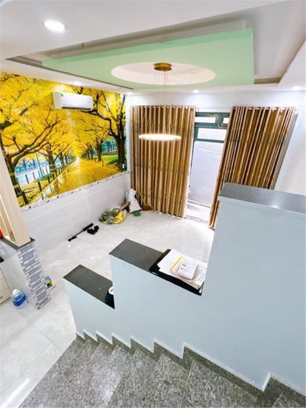 Quận 1 - Bán Nhà Trần Hưng Đạo  - DT 33m2 (5m x7m) - 4 Tầng - Giá 5.3 tỷ.